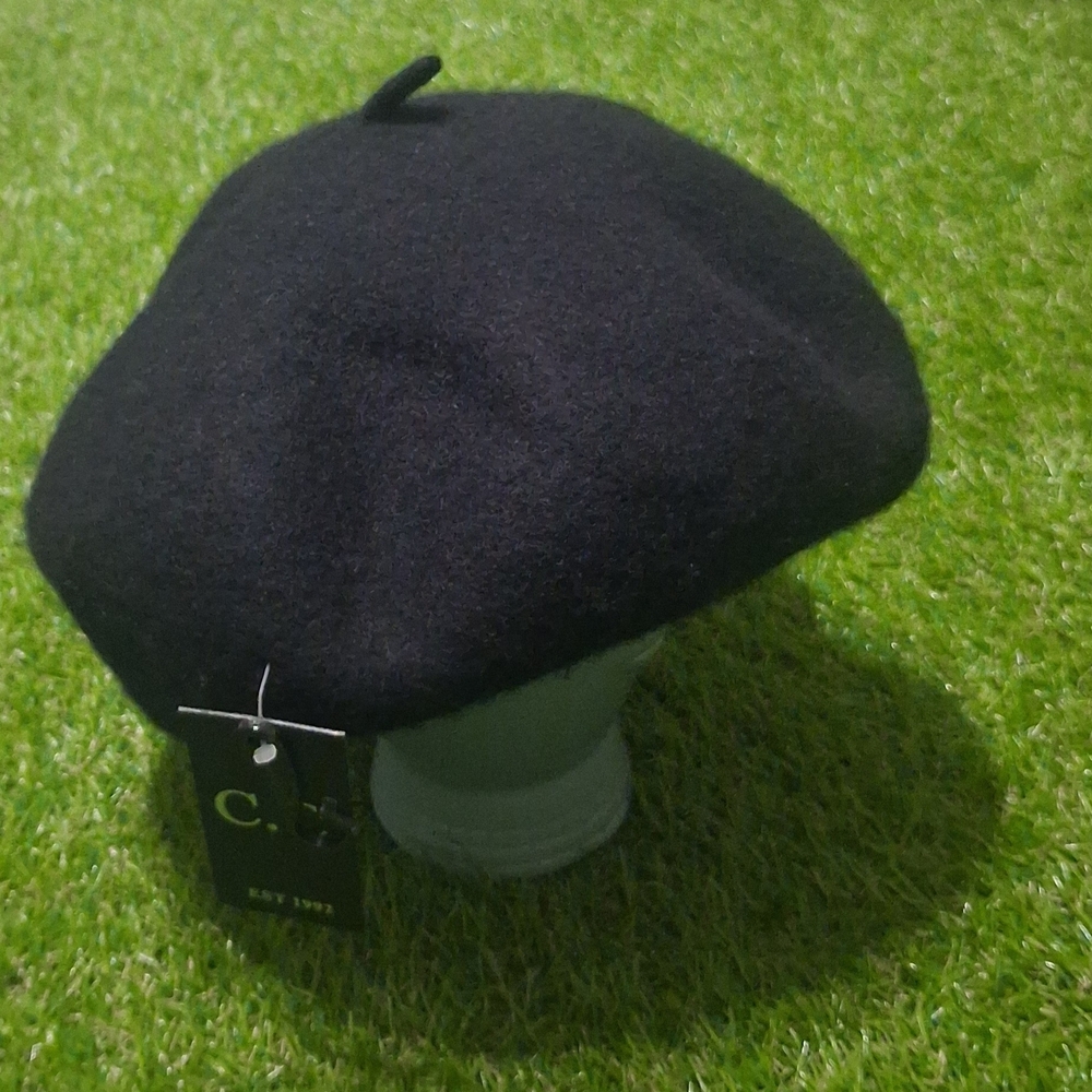 C.C Black Wool Beret with Top Stem
